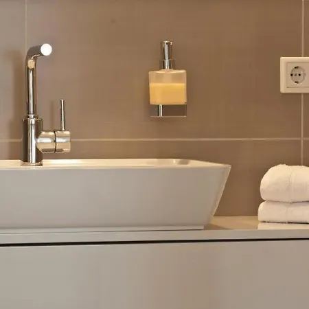 Apartment Helvetia Dusseldorf