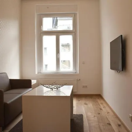 Helvetia Apartment *