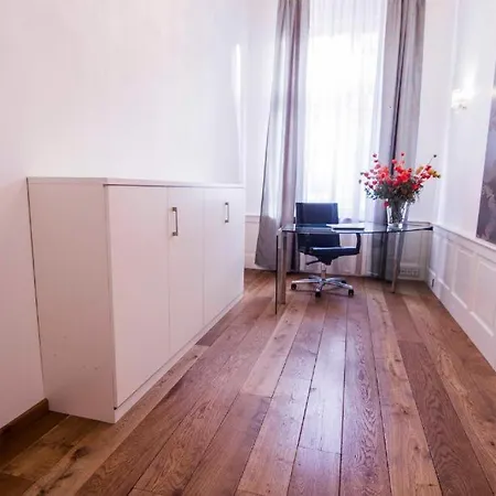 Helvetia Apartment